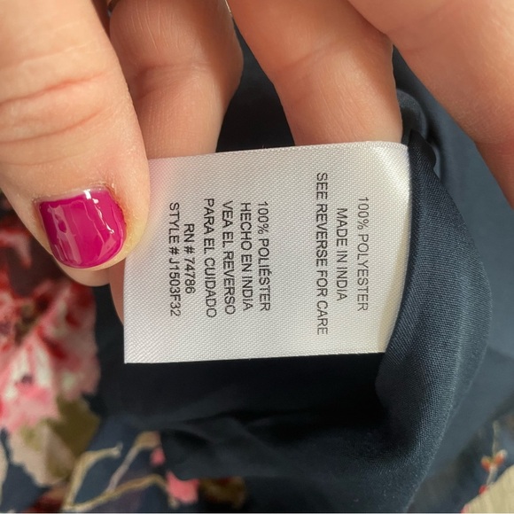 NWT Patrons of Peace tank-medium - Picture 5 of 5